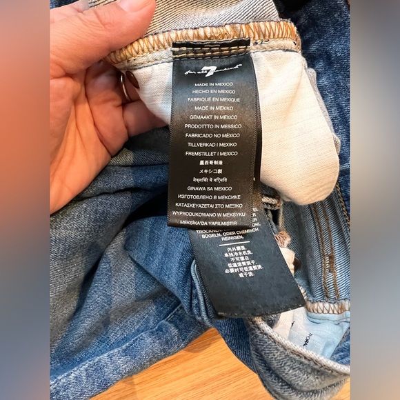 7 for all mankind Los Angeles - Picture 7 of 9